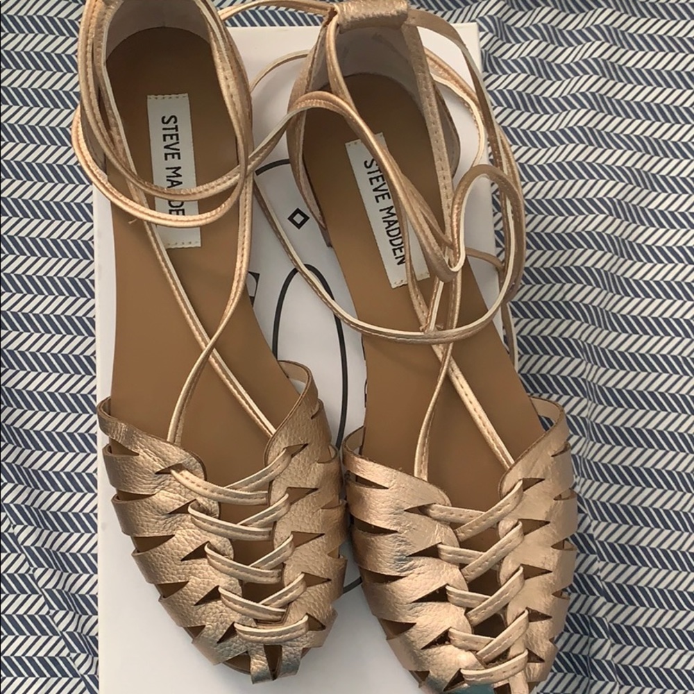 Sandal
